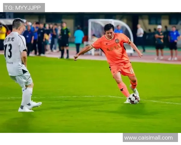 香港足球明星风采展示与成就回顾精彩图片合集